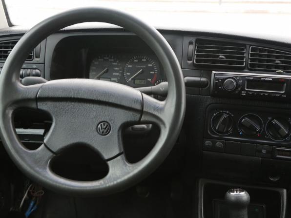 Volkswagen Vento с пробегом 1994 года, цена 103 000 рублей, 55915 км, седан, Автокод Объявления