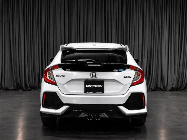 Honda Civic X с пробегом 2018 года, цена 2 089 000 рублей, 106156 км, хэтчбек, Автокод Объявления