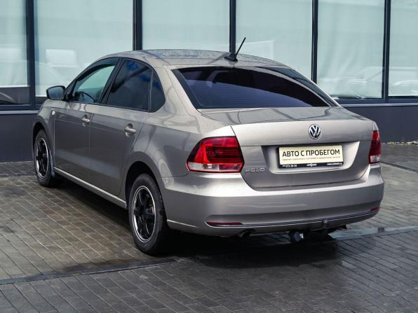 Volkswagen Polo V Рестайлинг с пробегом 2017 года, цена 1 089 000 рублей, 190471 км, седан, Автокод Объявления