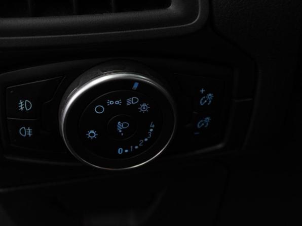 Ford Focus III Рестайлинг с пробегом 2015 года, цена 1 007 000 рублей, 137666 км, хэтчбек, Автокод Объявления