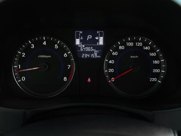 Hyundai Solaris I Рестайлинг с пробегом 2015 года, цена 998 000 рублей, 234156 км, хэтчбек, Автокод Объявления