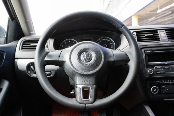 Volkswagen Jetta VI с пробегом 2012 года, цена 890 000 рублей, 253189 км, седан, Автокод Объявления