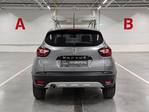 Renault Kaptur I Рестайлинг с пробегом 2021 года, цена 1 560 000 рублей, 60572 км, внедорожник, Автокод Объявления