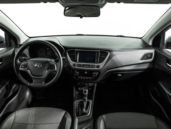 Hyundai Solaris II с пробегом 2018 года, цена 1 199 585 рублей, 186237 км, седан, Автокод Объявления
