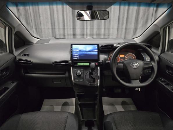 Toyota Wish II Рестайлинг с пробегом 2012 года, цена 1 280 000 рублей, 176000 км, минивэн, Автокод Объявления