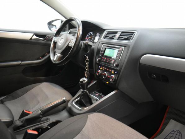 Volkswagen Jetta VI с пробегом 2013 года, цена 849 000 рублей, 146568 км, седан, Автокод Объявления