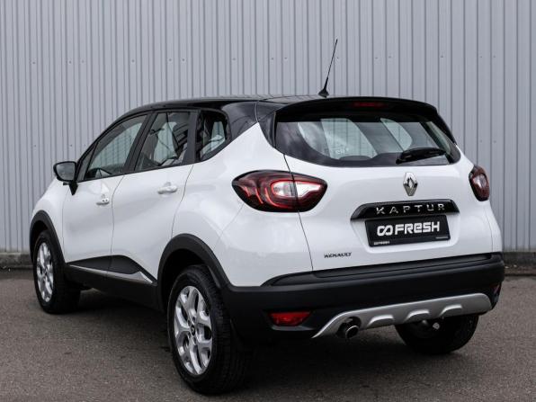 Renault Kaptur I с пробегом 2016 года, цена 1 320 000 рублей, 71251 км, внедорожник, Автокод Объявления