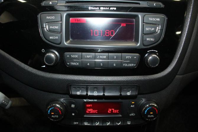 Kia Ceed II с пробегом 2013 года, цена 1 090 000 рублей, 123246 км, универсал, Автокод Объявления