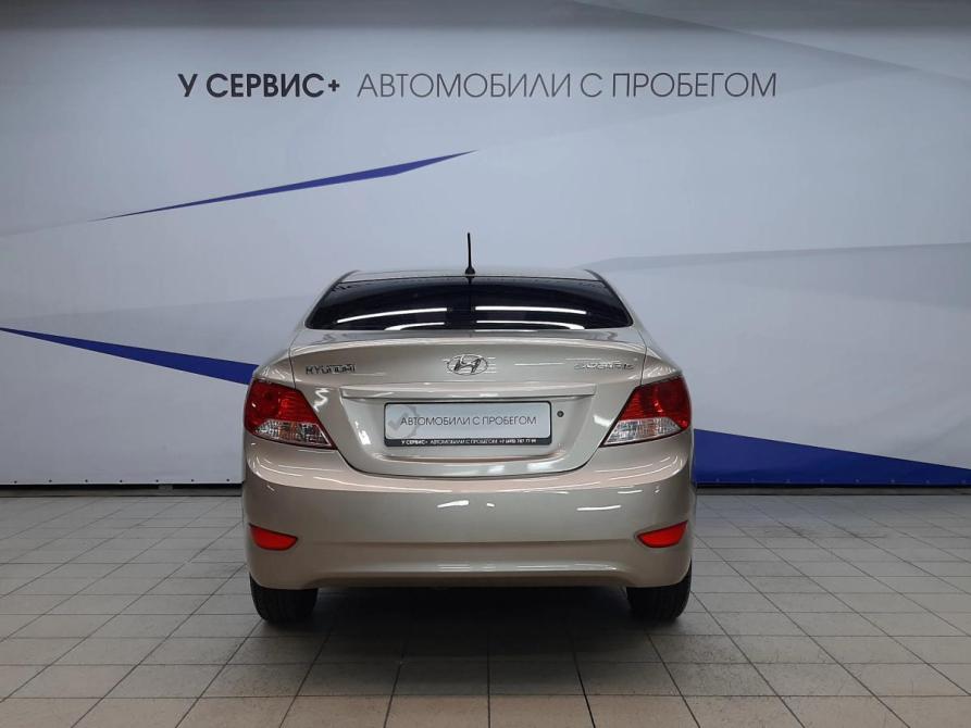 Hyundai Solaris I Москва  - изображение 4