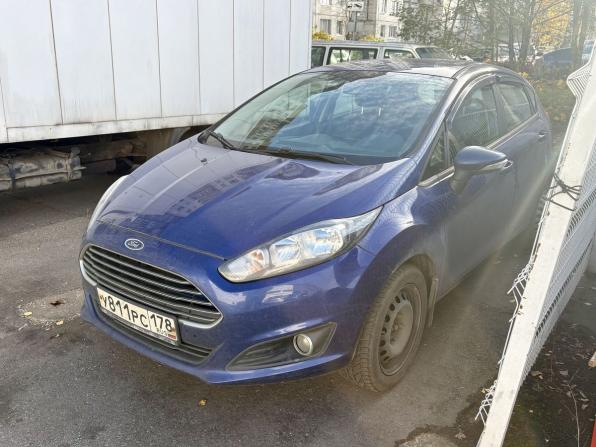 Ford Fiesta Mk6 Рестайлинг с пробегом 2016 года, цена 829 000 рублей, 75000 км, хэтчбек, Автокод Объявления