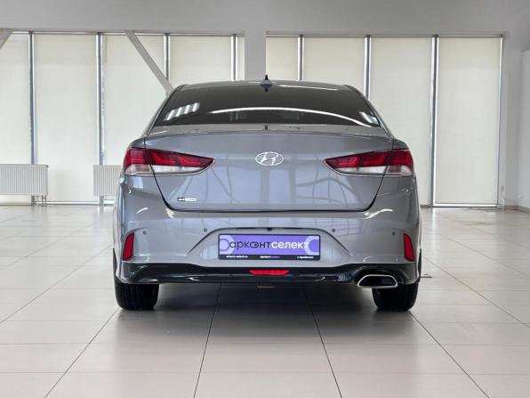Hyundai Sonata VII (LF) Рестайлинг с пробегом 2017 года, цена 1 680 000 рублей, 189814 км, седан, Автокод Объявления