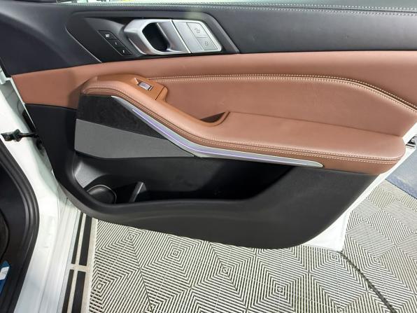 BMW X7 I (G07) с пробегом 2022 года, цена 9 793 000 рублей, 75677 км, внедорожник, Автокод Объявления