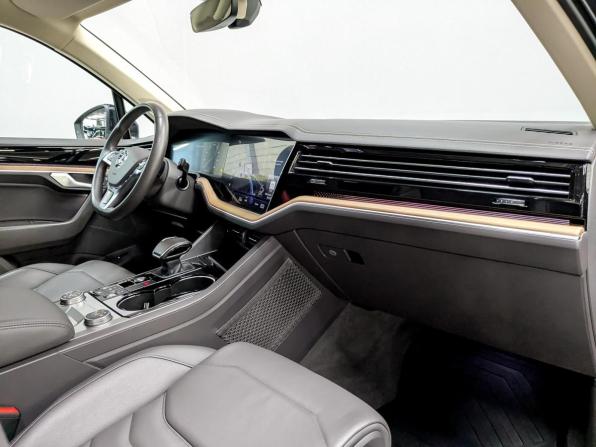 Volkswagen Touareg III с пробегом 2019 года, цена 5 200 000 рублей, 118808 км, внедорожник, Автокод Объявления
