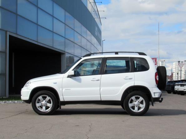 Chevrolet Niva I Рестайлинг с пробегом 2014 года, цена 720 000 рублей, 63438 км, внедорожник, Автокод Объявления