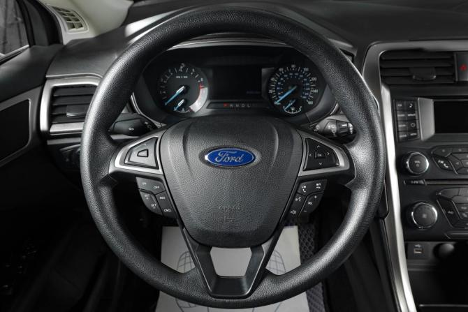 Ford Fusion (North America) II Рестайлинг с пробегом 2016 года, цена 1 679 000 рублей, 85300 км, седан, Автокод Объявления