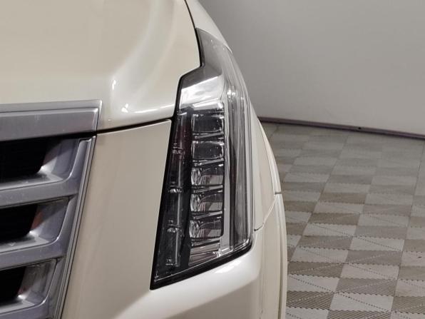 Cadillac Escalade IV с пробегом 2015 года, цена 2 500 000 рублей, 253776 км, внедорожник, Автокод Объявления