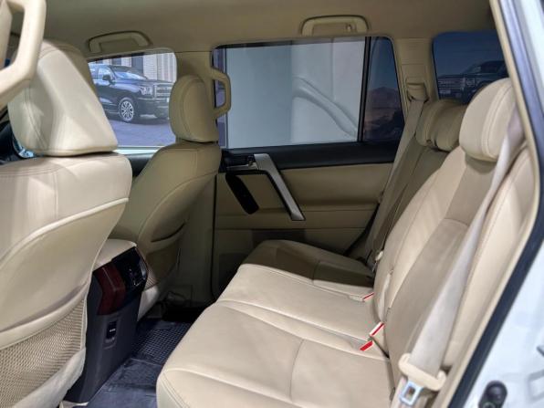 Toyota Land Cruiser Prado 150 Series Рестайлинг 1 с пробегом 2016 года, цена 2 900 000 рублей, 290561 км, внедорожник, Автокод Объявления