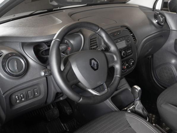 Renault Kaptur I с пробегом 2018 года, цена 1 194 954 рубля, 102351 км, внедорожник, Автокод Объявления