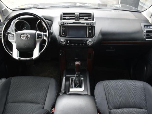 Toyota Land Cruiser Prado 150 Series Рестайлинг 1 с пробегом 2015 года, цена 3 275 000 рублей, 168237 км, внедорожник, Автокод Объявления