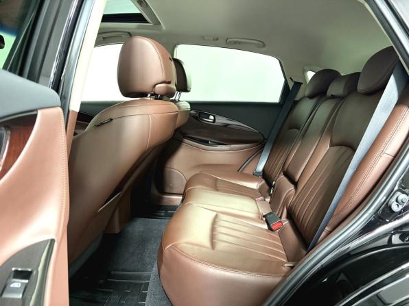 Infiniti QX50 I Рестайлинг с пробегом 2016 года, цена 2 590 000 рублей, 37424 км, внедорожник, Автокод Объявления