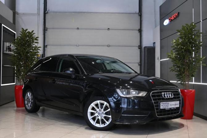Audi A3 III (8V) с пробегом 2013 года, цена 1 145 000 рублей, 197000 км, хэтчбек, Автокод Объявления