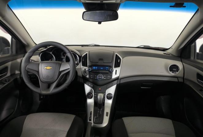 Chevrolet Cruze I Рестайлинг с пробегом 2014 года, цена 865 000 рублей, 83994 км, хэтчбек, Автокод Объявления