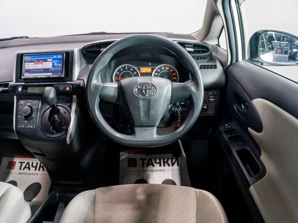 Toyota Wish II с пробегом 2010 года, цена 1 320 000 рублей, 105309 км, минивэн, Автокод Объявления
