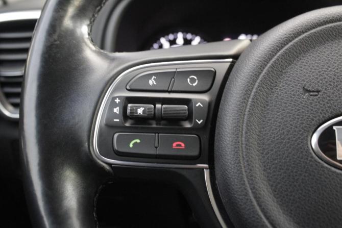 Kia Sportage IV Рестайлинг с пробегом 2018 года, цена 2 190 000 рублей, 131190 км, внедорожник, Автокод Объявления