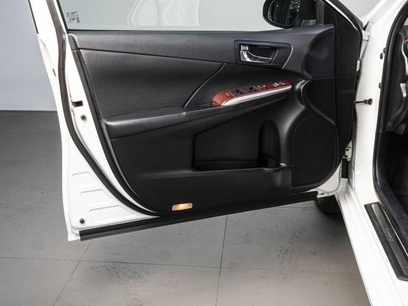 Toyota Camry VII (XV50) с пробегом 2013 года, цена 1 650 000 рублей, 179504 км, седан, Автокод Объявления