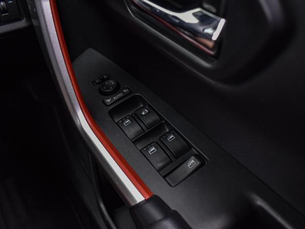 Toyota Raize I с пробегом 2021 года, цена 1 855 000 рублей, 27527 км, внедорожник, Автокод Объявления