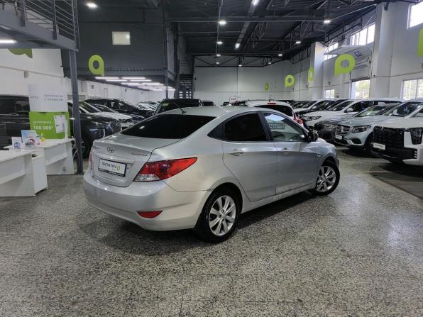 Hyundai Solaris I с пробегом 2012 года, цена 535 000 рублей, 266037 км, седан, Автокод Объявления