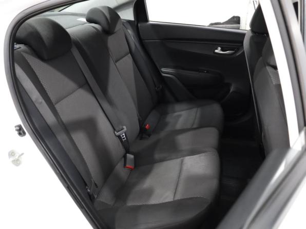Kia Rio IV Рестайлинг с пробегом 2021 года, цена 1 199 500 рублей, 80437 км, седан, Автокод Объявления