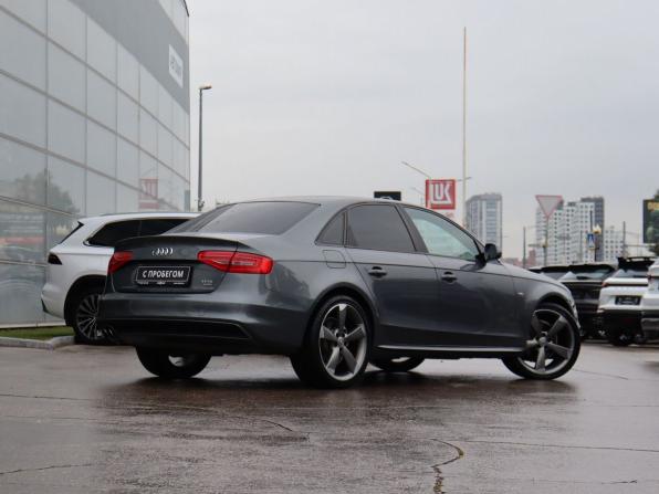Audi A4 IV (B8) Рестайлинг с пробегом 2012 года, цена 1 500 000 рублей, 201075 км, седан, Автокод Объявления