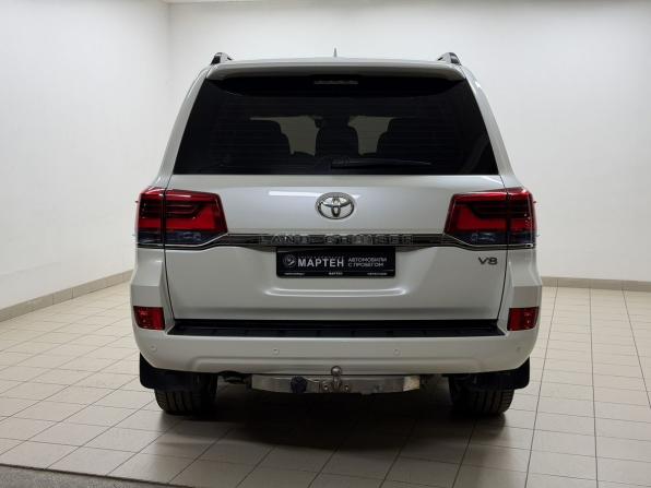Toyota Land Cruiser 200 Series Рестайлинг 2 с пробегом 2016 года, цена 5 400 000 рублей, 206705 км, внедорожник, Автокод Объявления