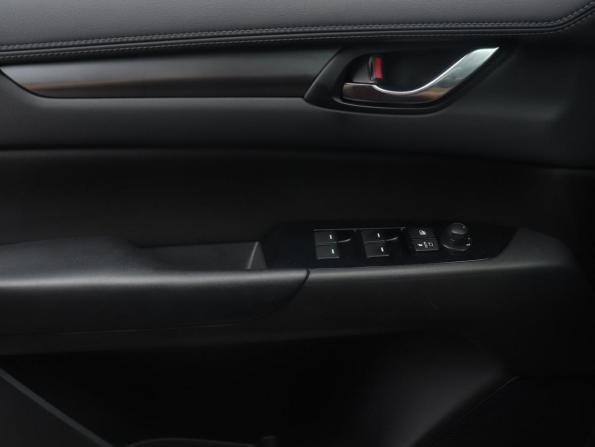 Mazda CX-5 II с пробегом 2017 года, цена 2 417 000 рублей, 104132 км, внедорожник, Автокод Объявления