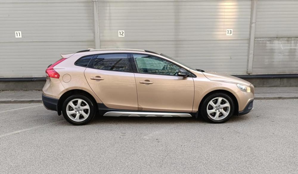 Volvo V40 Cross Country I Санкт-Петербург  - изображение 5