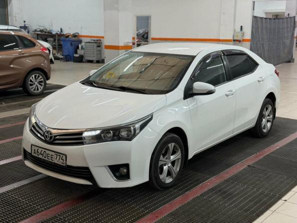 Toyota Corolla XI (E160 E170 E180) с пробегом 2013 года, цена 1 289 000 рублей, 161422 км, седан, Автокод Объявления