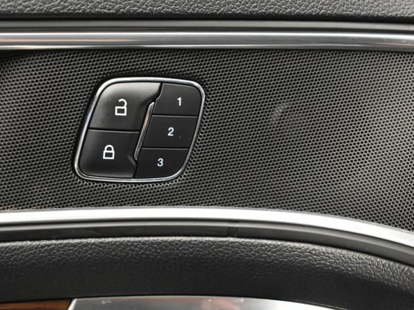 Ford Explorer V Рестайлинг с пробегом 2016 года, цена 2 370 000 рублей, 187683 км, внедорожник, Автокод Объявления