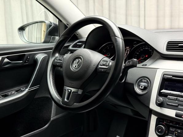 Volkswagen Passat B7 с пробегом 2011 года, цена 1 229 000 рублей, 129835 км, седан, Автокод Объявления