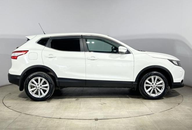 Nissan Qashqai II с пробегом 2014 года, цена 1 415 000 рублей, 102000 км, внедорожник, Автокод Объявления