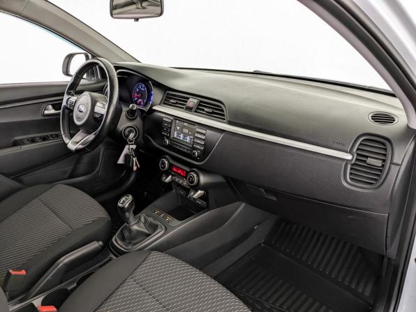 Kia Rio IV с пробегом 2019 года, цена 1 500 000 рублей, 77821 км, хэтчбек, Автокод Объявления