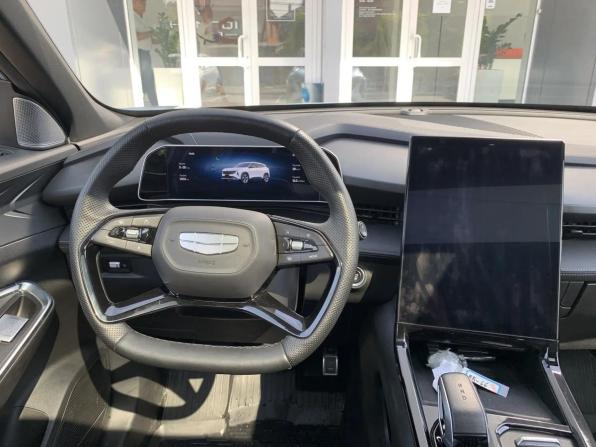Geely Cityray с пробегом 2024 года, цена 2 445 000 рублей, 16000 км, внедорожник, Автокод Объявления