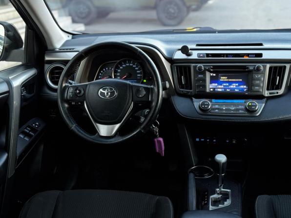 Toyota RAV4 IV (XA40) с пробегом 2015 года, цена 1 789 000 рублей, 195394 км, внедорожник, Автокод Объявления