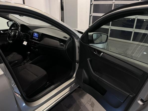 Skoda Rapid II с пробегом 2021 года, цена 1 740 000 рублей, 95836 км, лифтбек, Автокод Объявления