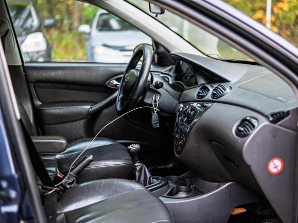 Ford Focus I Рестайлинг с пробегом 2005 года, цена 144 000 рублей, 276232 км, хэтчбек, Автокод Объявления