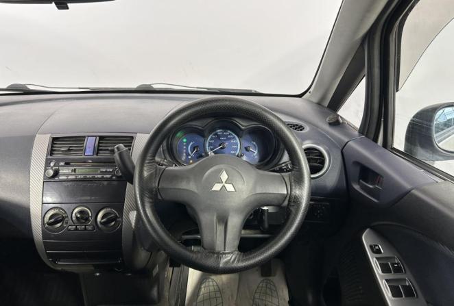 Mitsubishi Colt VI (Z20/Z30) с пробегом 2004 года, цена 320 000 рублей, 241777 км, хэтчбек, Автокод Объявления