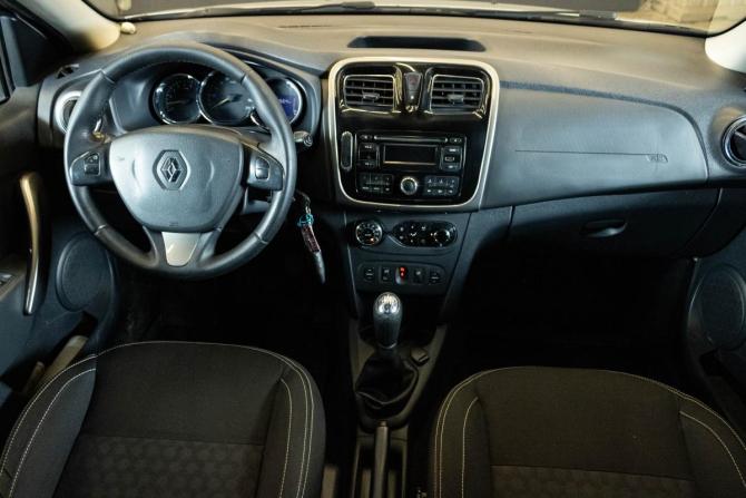 Renault Sandero II с пробегом 2016 года, цена 839 000 рублей, 134564 км, хэтчбек, Автокод Объявления