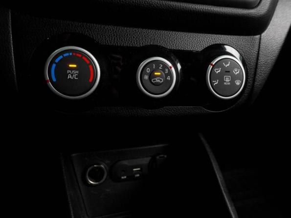 Kia Rio III Рестайлинг с пробегом 2017 года, цена 1 099 000 рублей, 135266 км, седан, Автокод Объявления