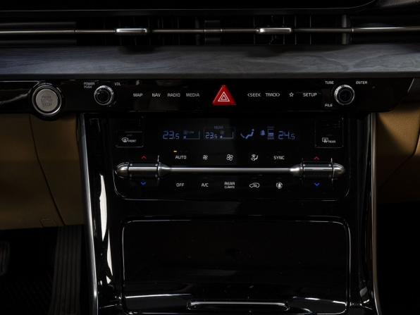 Kia Carnival IV с пробегом 2020 года, цена 4 699 000 рублей, 64832 км, минивэн, Автокод Объявления