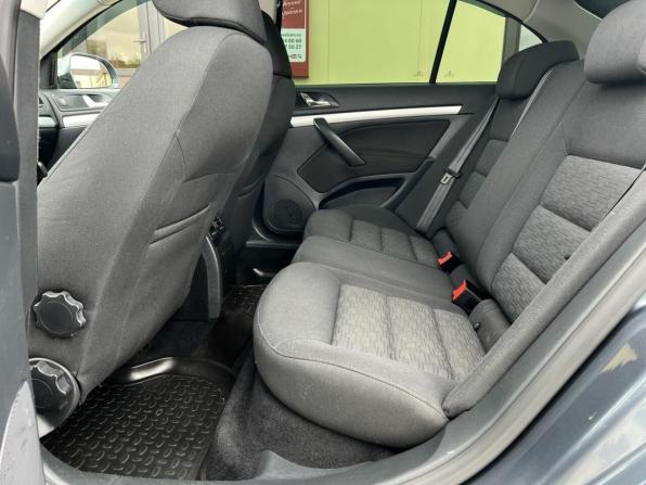 Skoda Octavia II (A5) Рестайлинг с пробегом 2011 года, цена 699 000 рублей, 218358 км, лифтбек, Автокод Объявления